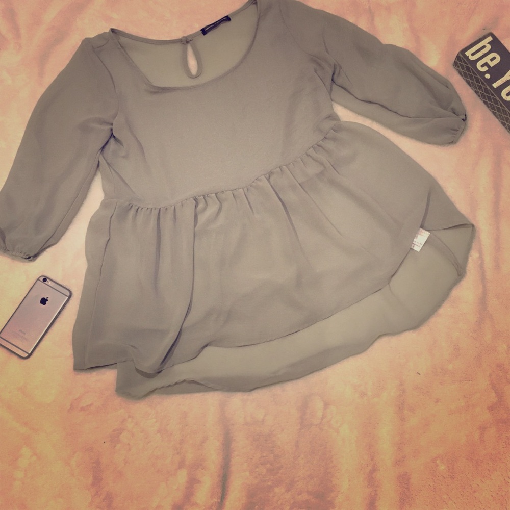 Happening in the present blouse